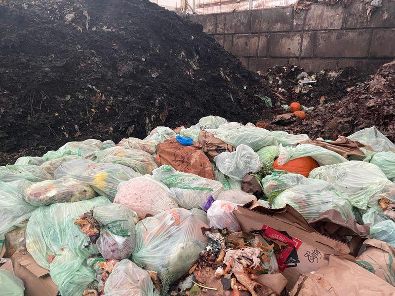 ASTM D5511 Landfill site representing anaerobic biodegradation conditions used in ASTM D5511 testing for evaluating decomposition of plastics and organic materials in simulated landfill environments.